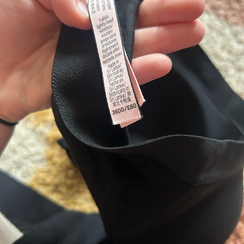 Victoria Secret Rhinestone Bra - Picture 4 of 4